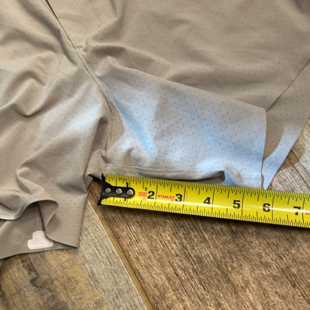 Lululemon Taupe Reflective Running Shorts - Picture 10 of 10